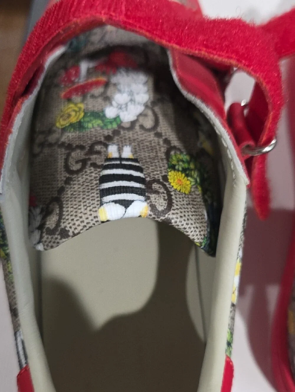 Gucci Kids Red GG Supreme Velcro Strap Sneakers Like New